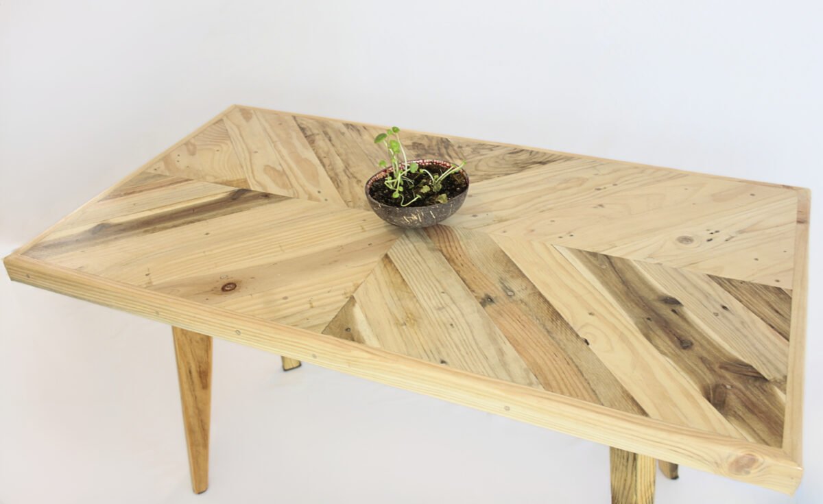 Pallet wood coffee table